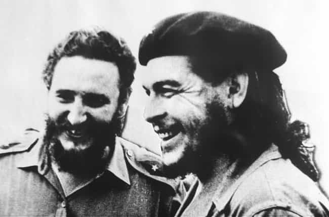Che Guevara And Fidel Castro Sharing A Laugh
