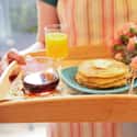 Make Her Breakfast in Bed on Random Bucket List for Couples