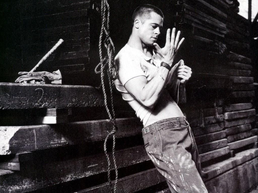 brad-pitt-memorizes-the-phone-number-you-wrote-on-his-hand-all-people-photo-u1?w=650&q=60&fm=jpg&fit=crop&crop=faces