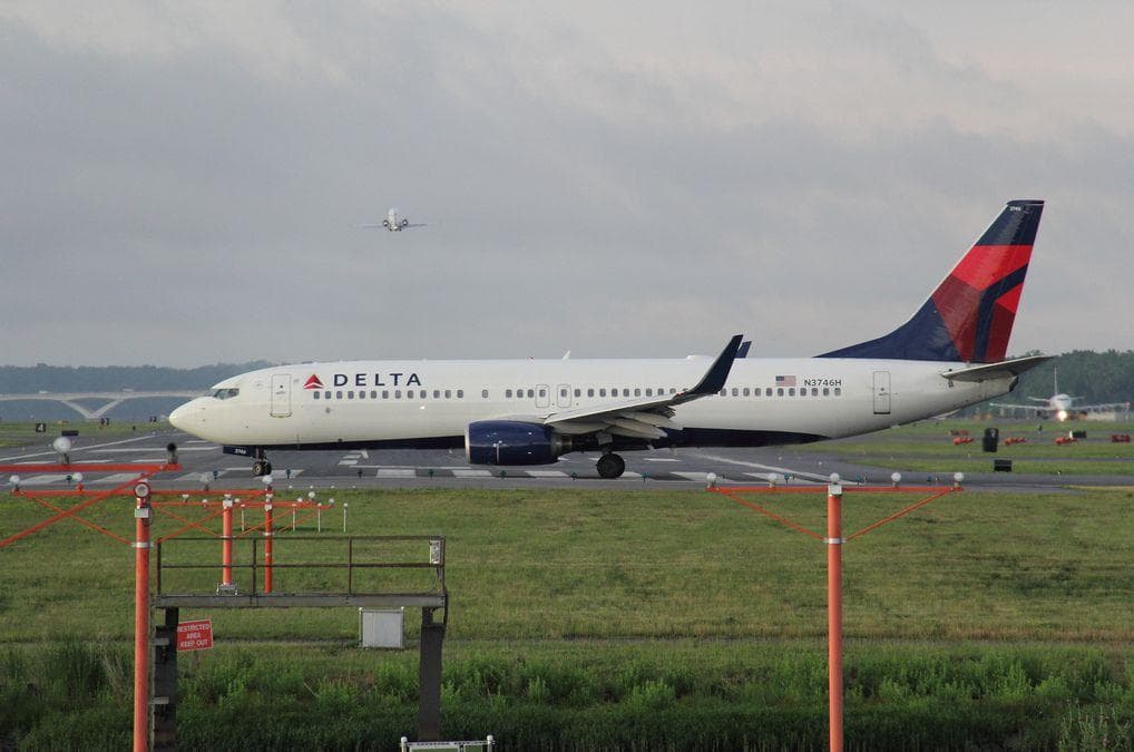 Plane Water Is Disgusting And Possibly Poop-Filled