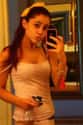 Selfie on Random Photos of Ariana Grande Without Makeup
