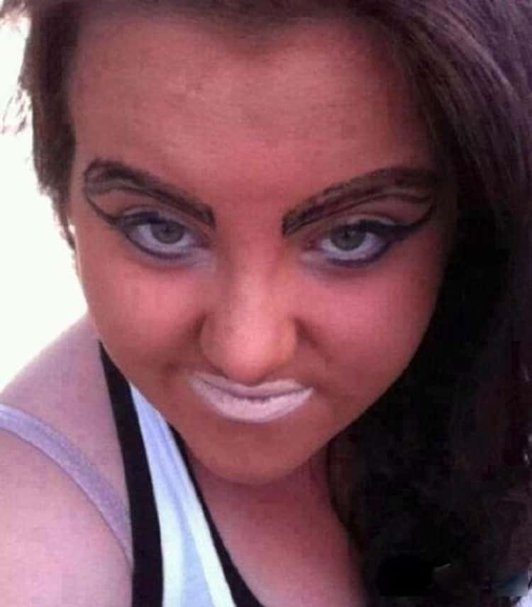 Funny Pictures of Awful, Ugly Eyebrows