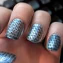 Binary on Random Awesomely Geeky Manicures