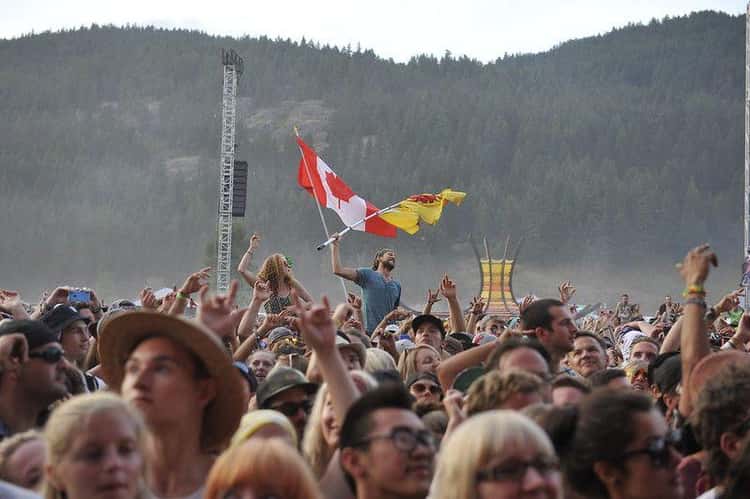 Why Play at a Music Festival and How Can You Stand Out?