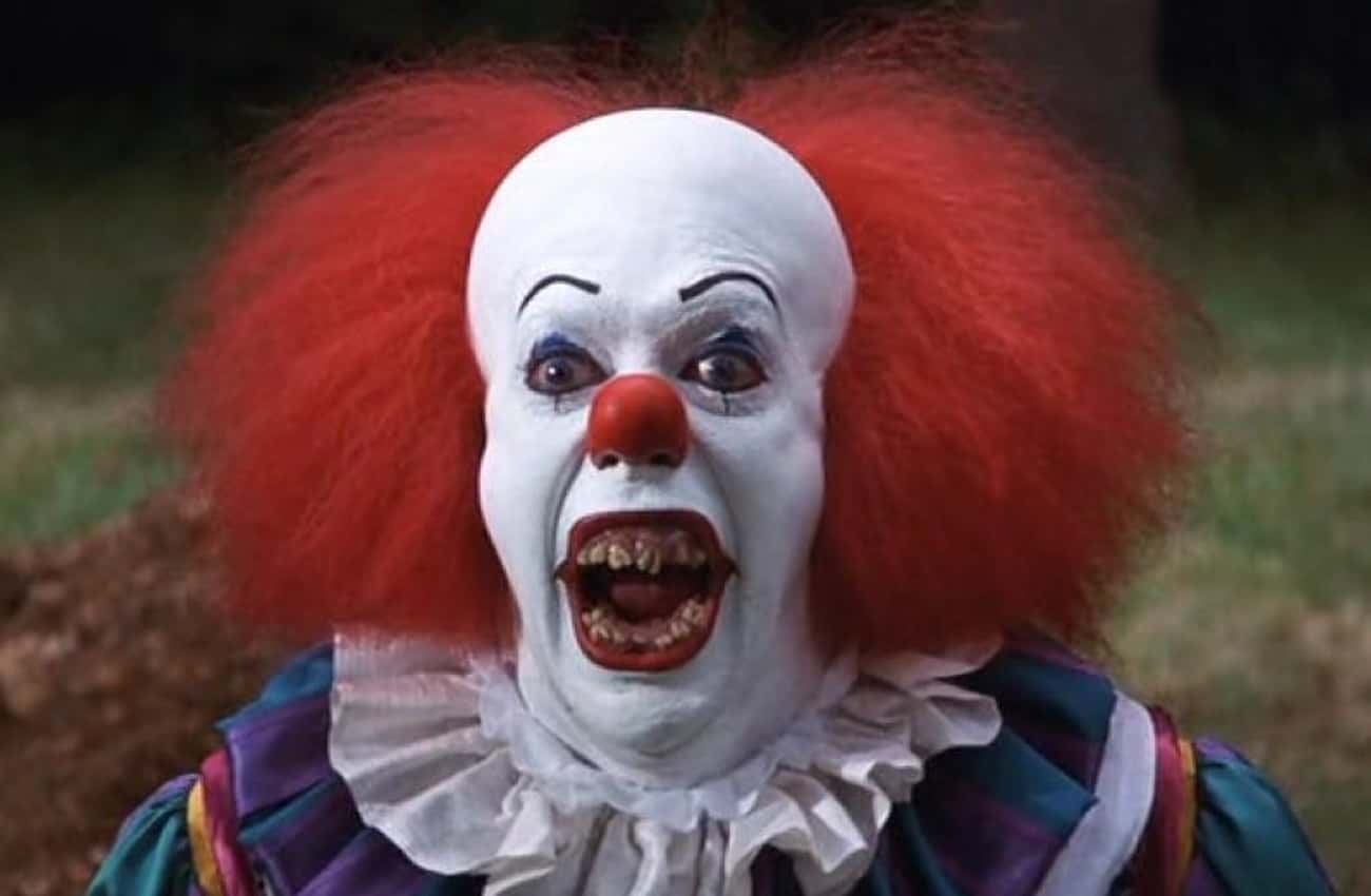 Pennywise The Dancing Clown Has All Those Teeth