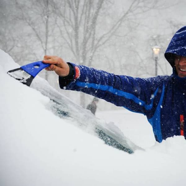 Scraping / Defrosting Car
