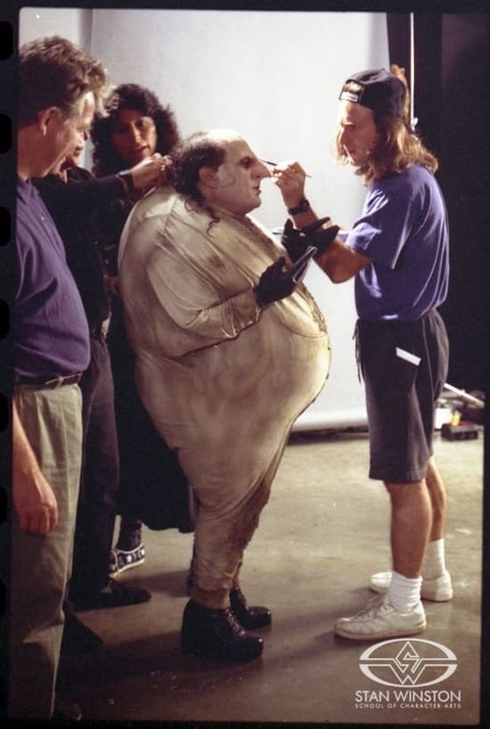 30 Awesome Behind the Scenes Photos from '90s Movies