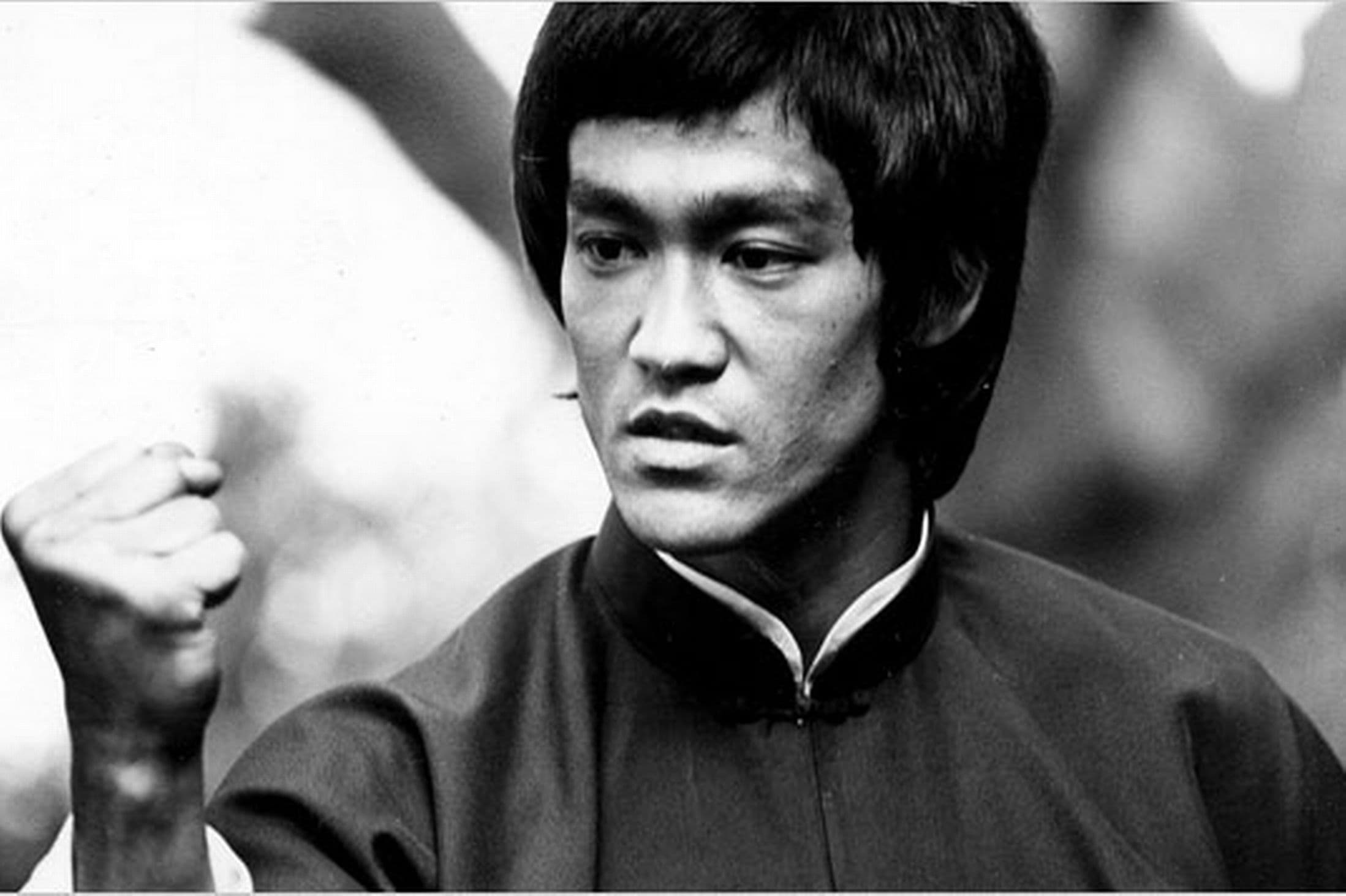 Young Bruce Lee | Photos of Bruce Lee When He Was Young