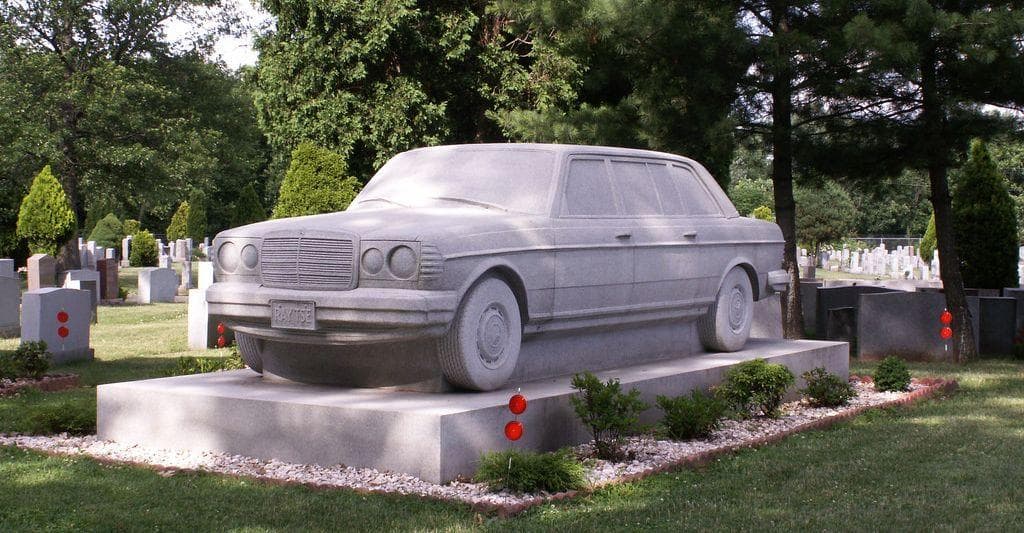 A Luxurious Tombstone is listed (or ranked) 10 on the list Weirdly Fascinating And Bizarre Gravestones From Around The World