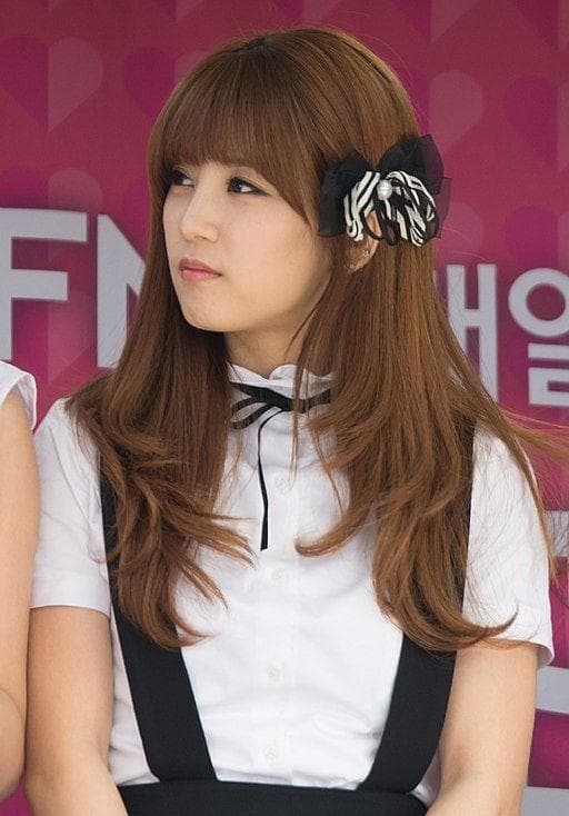 The 20 Cutest Long Hairstyles for Asian Women, Ranked