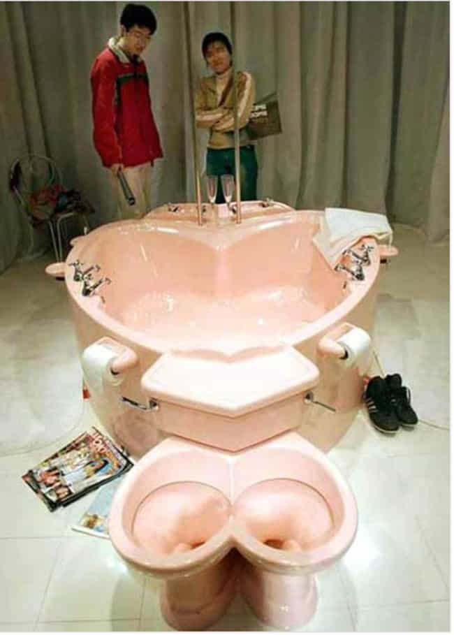39 Bizarre Toilets From Around The World Cool Dump