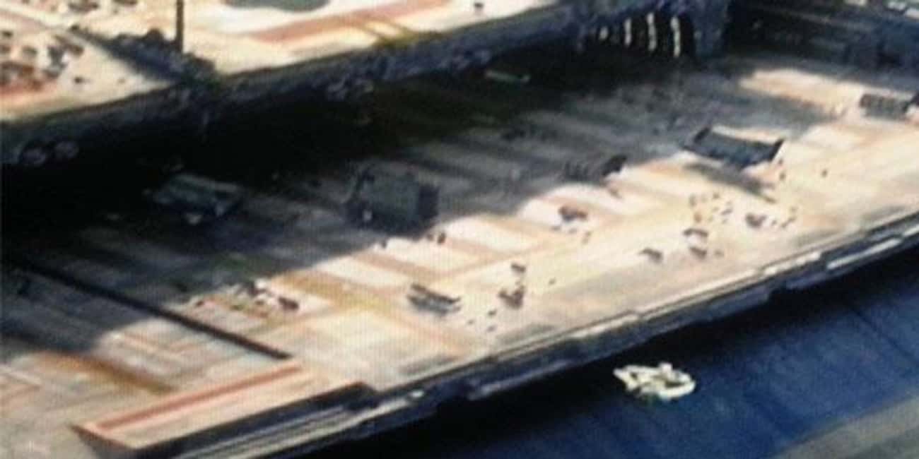The Millennium Falcon Makes a Cameo in Revenge of the Sith