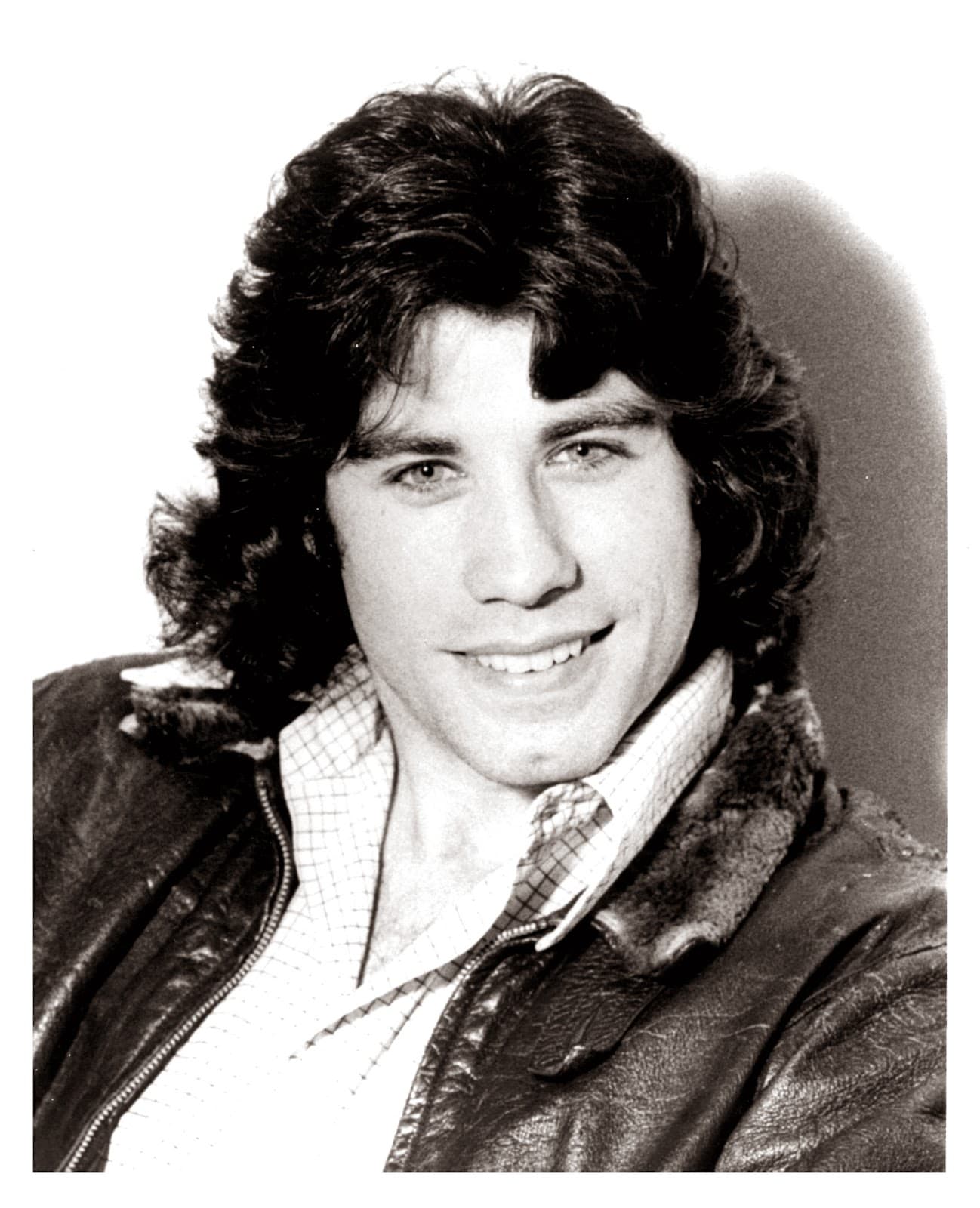 18 Handsome Pictures of Young John Travolta
