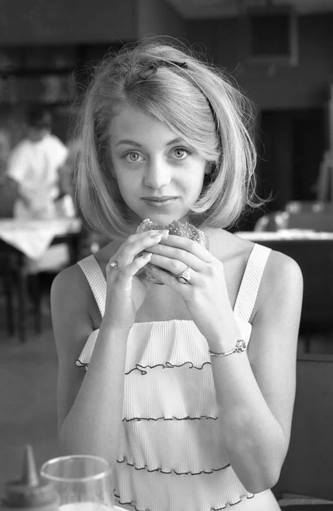 Goldie hawn sexy