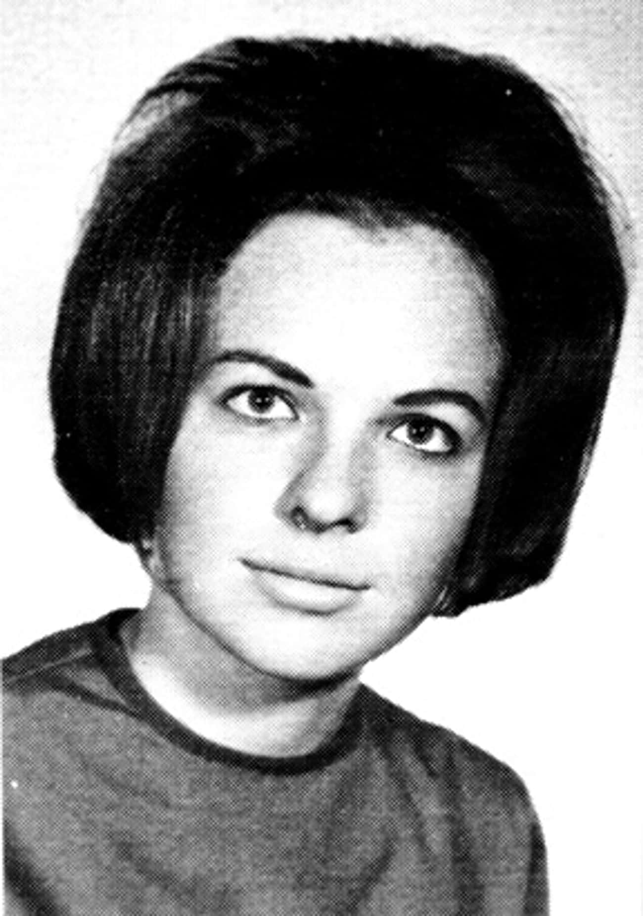 Young Diane Keaton in a Gray Shirt Closeup