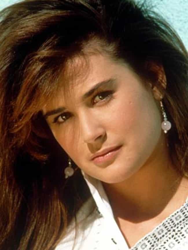 25 Pictures of Young Demi Moore 25 Pictures of Young Demi Moore