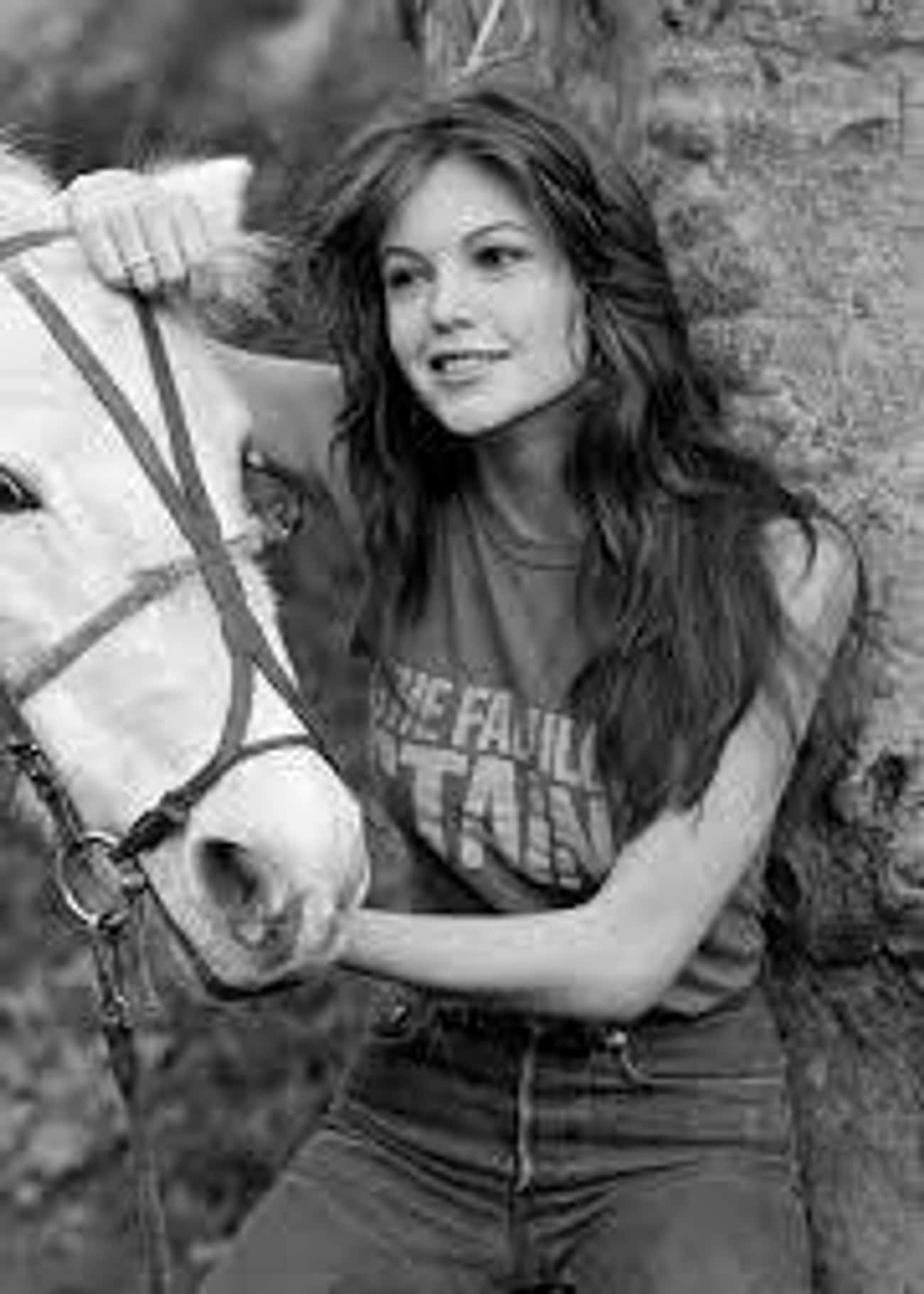 Young Diane Lane in Gray T-Shirt with Horse