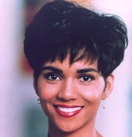 26 Pictures of Young Halle Berry