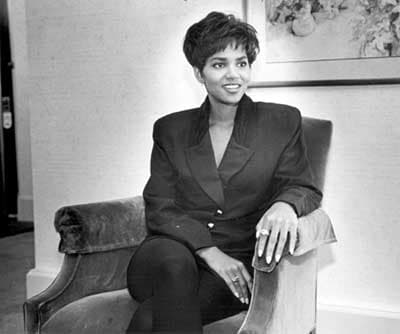 26 Pictures of Young Halle Berry