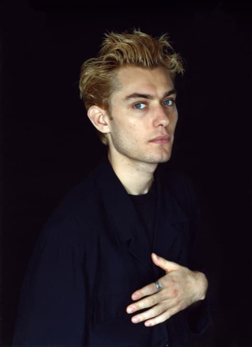 23 Pictures of Young Jude Law