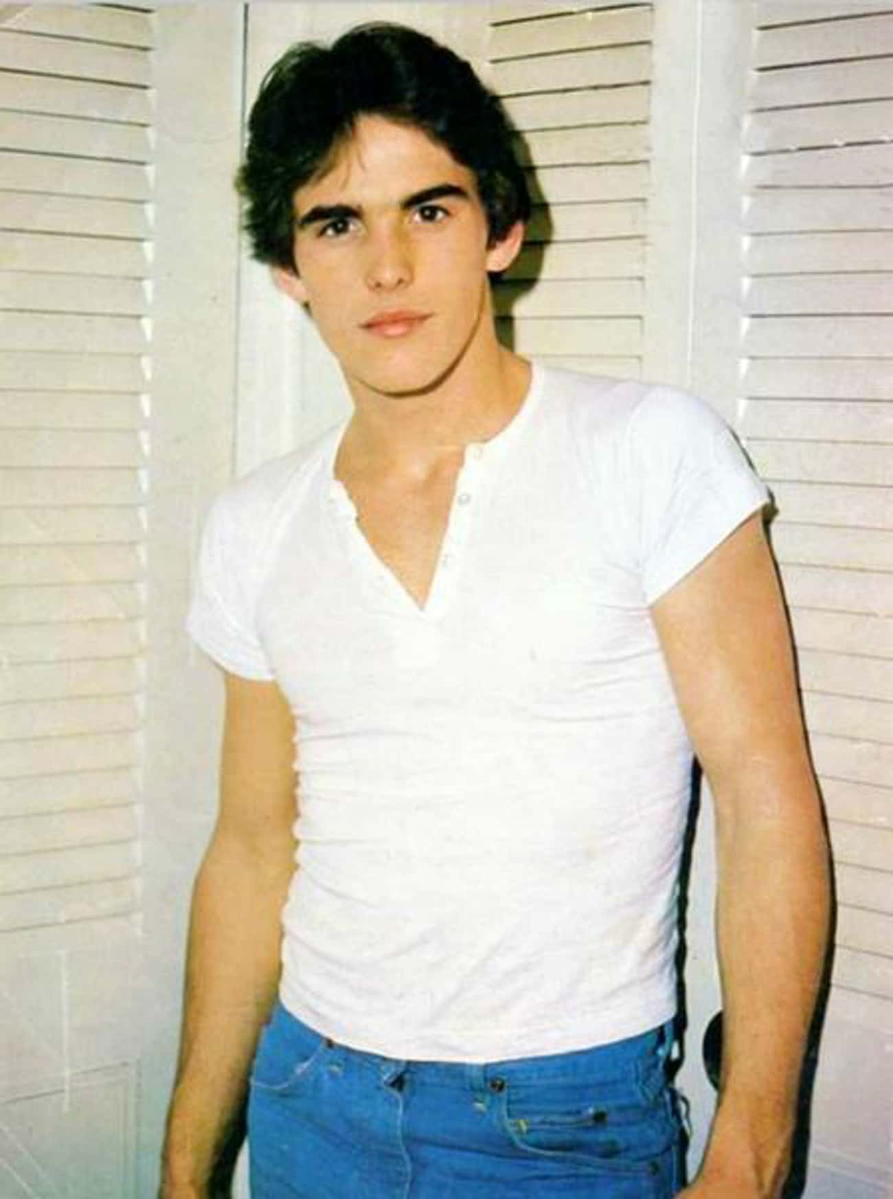 Young Matt Dillon in White Fitted V-Neck and Jeans