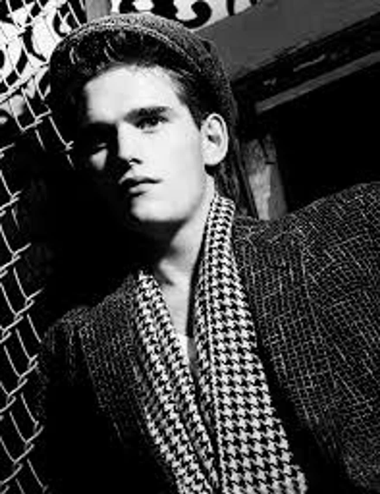 Young Matt Dillon in Patterned Sports Coat, Scarf and Messenger Hat