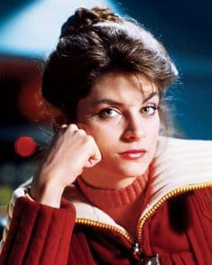 16 Photos of Kirstie Alley When She Was Young