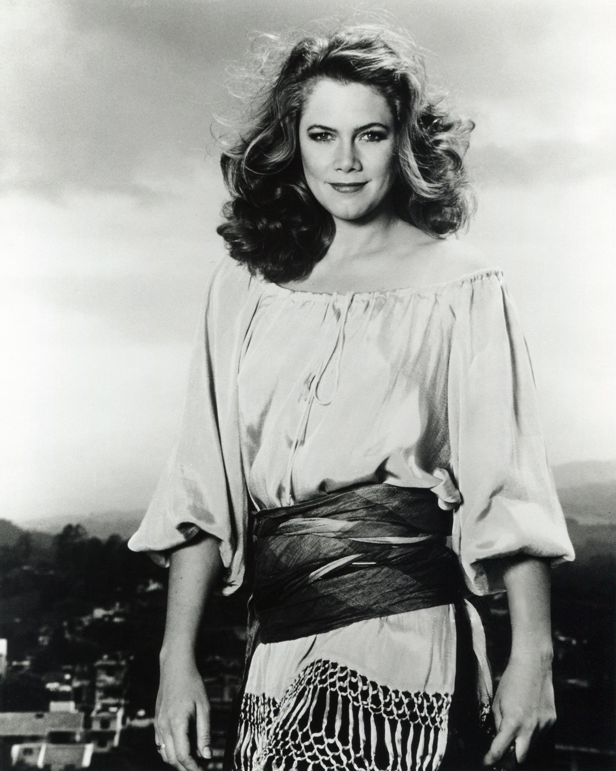 22 Photos of Kathleen Turner When She Was Young