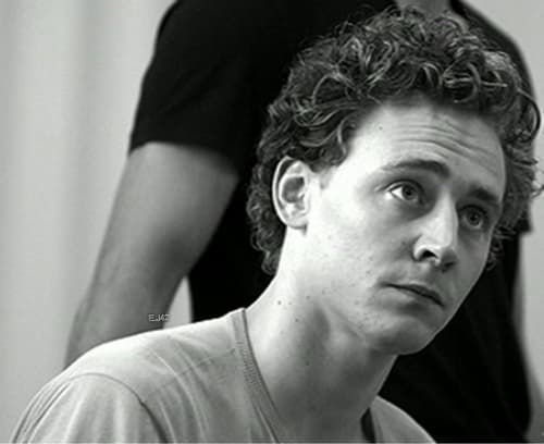 Tom Hiddleston Young