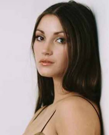 young-jane-seymour-closeup-in-color-photo-u1?w=650&q=50&fm=jpg&fit=crop&crop=faces