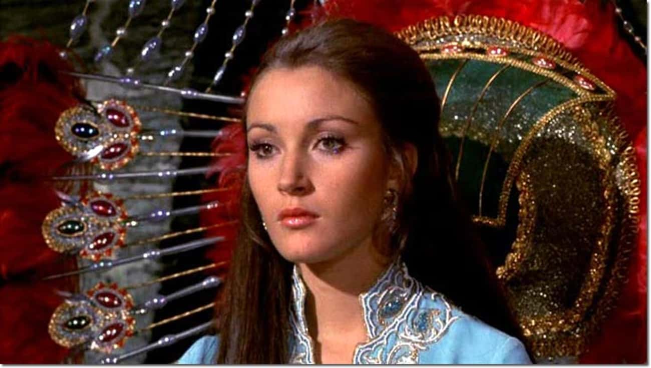 30 Photos of Jane Seymour When She Was Young