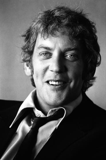 22 Photos of Donald Sutherland When He Was Young (Page 2)