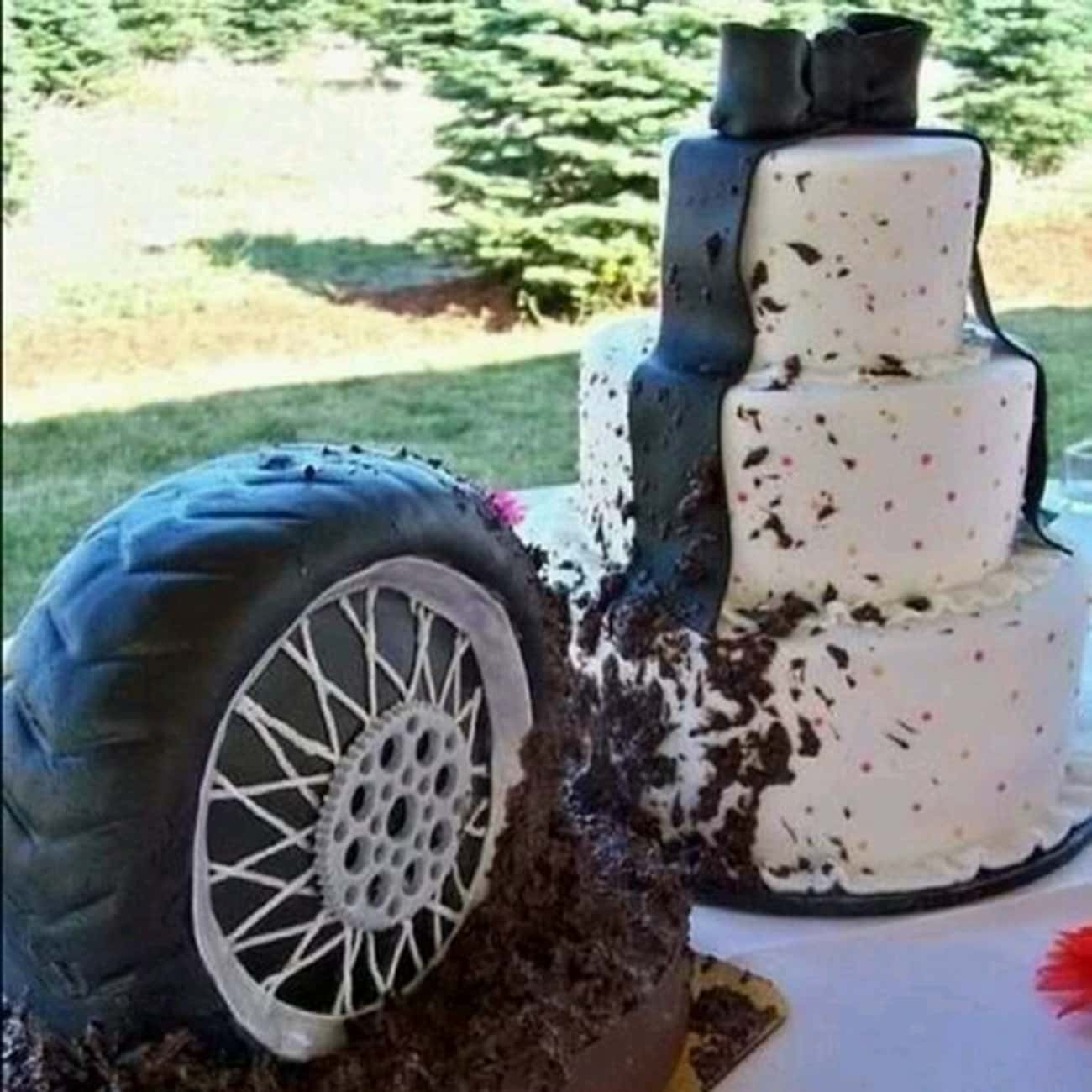 The Classiest His And Hers Wedding Cakes In Five Counties