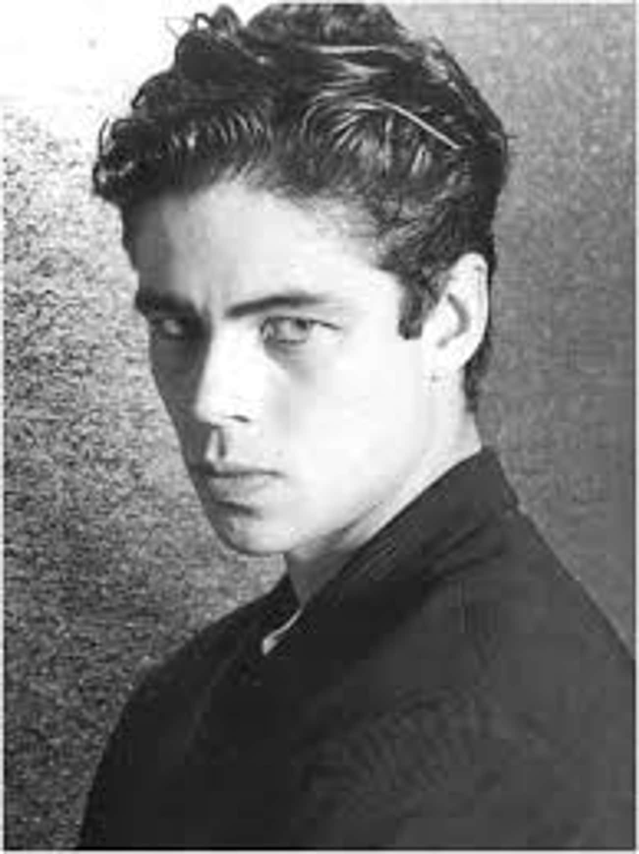 Young Benicio Del Toro in Black Buttondown