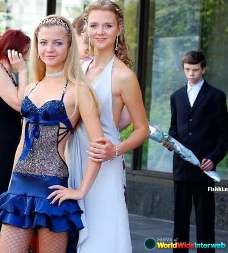 Awkward Prom Photos | Funny Prom Pictures