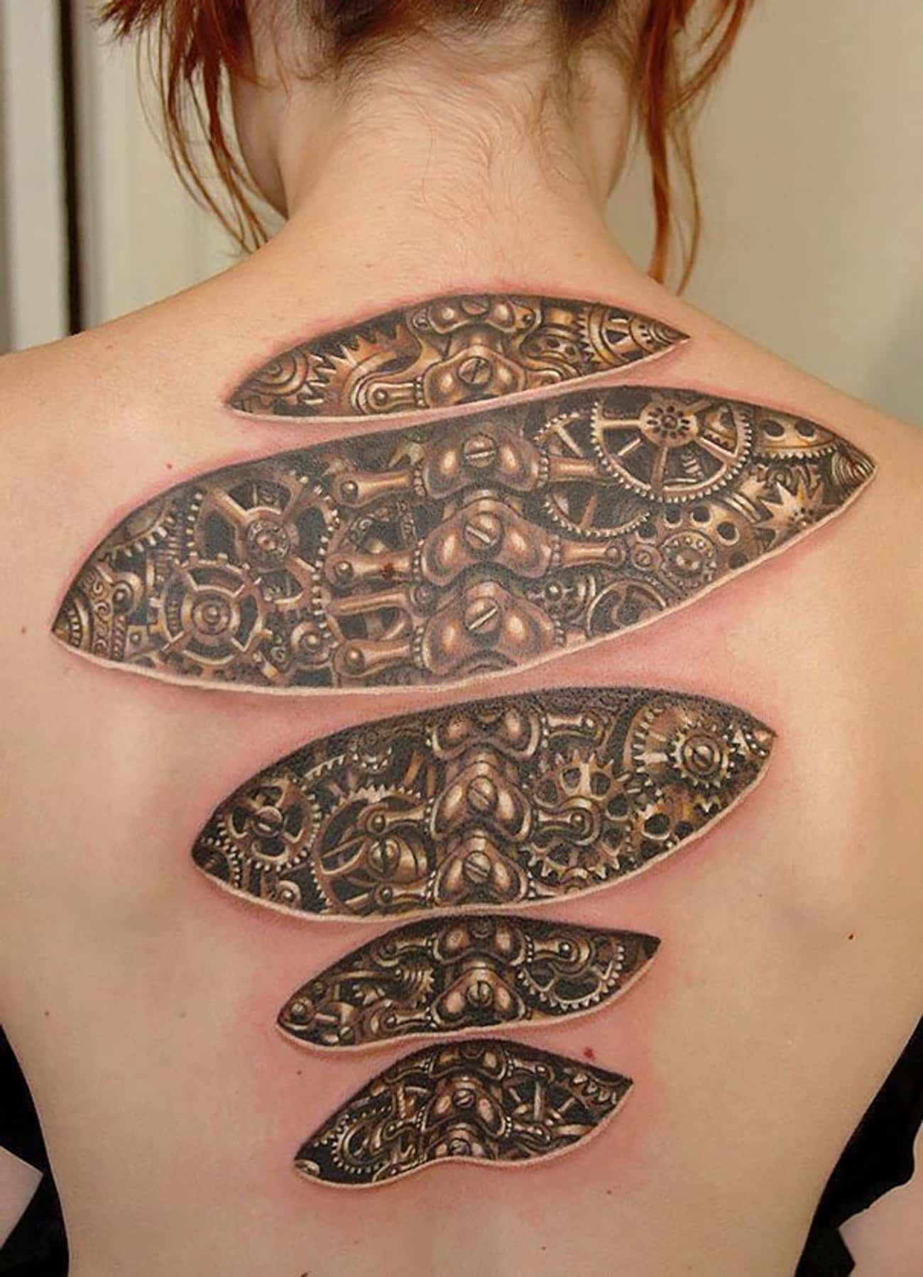 This Steampunk Back Tattoo Is the Perfect Combination of Sci-Fi and Mechanics
