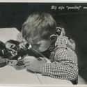 Little Boys Painting, 1940 on Random Adorable Pictures of Cats Throughout History