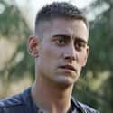 Will Scarlet on Random Best Once Upon a Time Characters