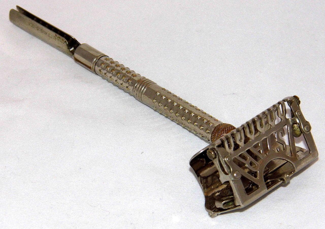 History of Shaving | How People Used to Shave Without Razors