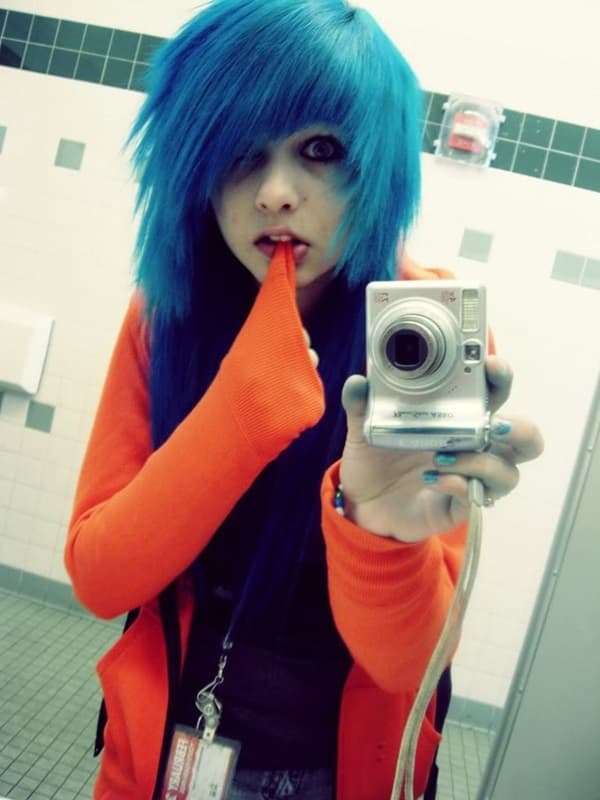 Ways 2000s Girls Impressed Boys Things All Girls Did In The 00s