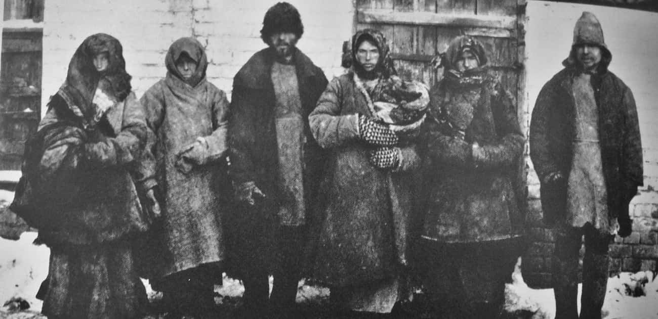 Peasants Forced To Eat Human Remains During The Russian Famine Of 1921