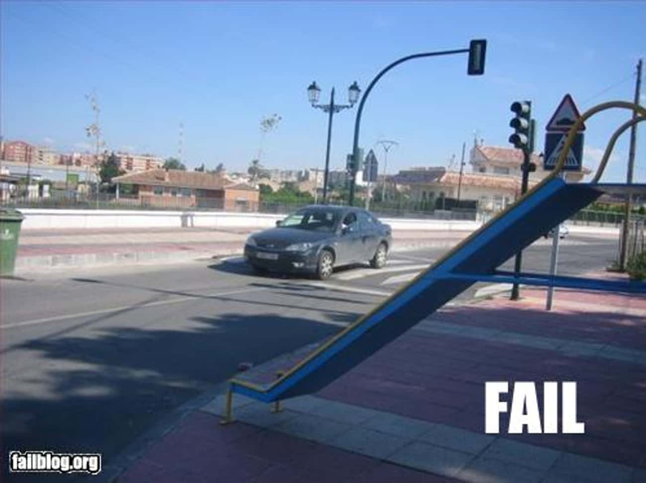 Low fail. Wins fails picture. Funny fail Video. Failure pictures from Videos.