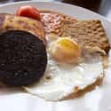 A Scottish Breakfast Is Some Haggis and a Fat-Fried Egg on Random Delicious Pictures of Breakfast from Around World