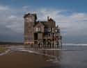 The "Nights in Rodanthe" House on Random Most Iconic Houses from Movies & TV
