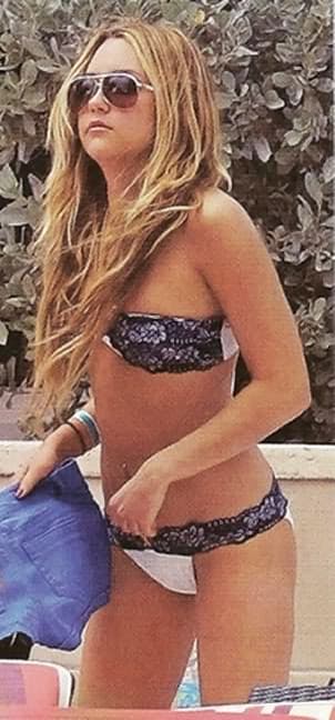 amanda bynes hot bikini