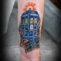 TARDIS on Random Awesomely Geeky Manicures