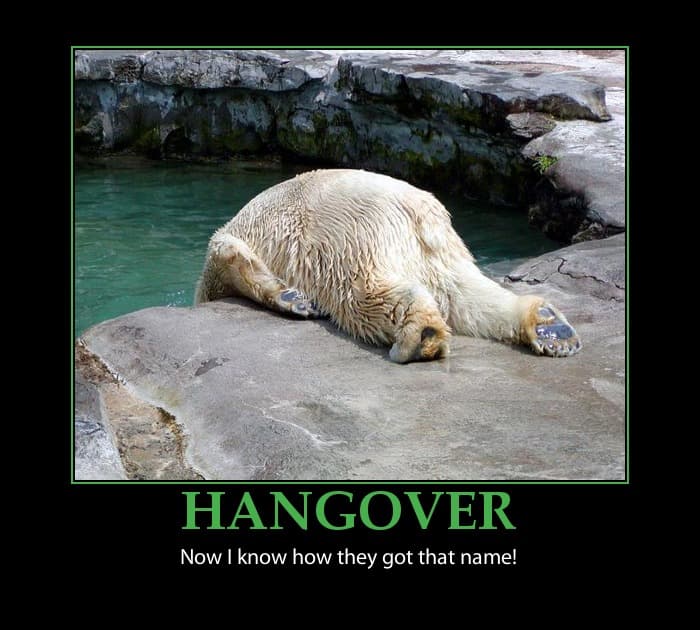 20 Thoughts You Have While Being Hungover at Work