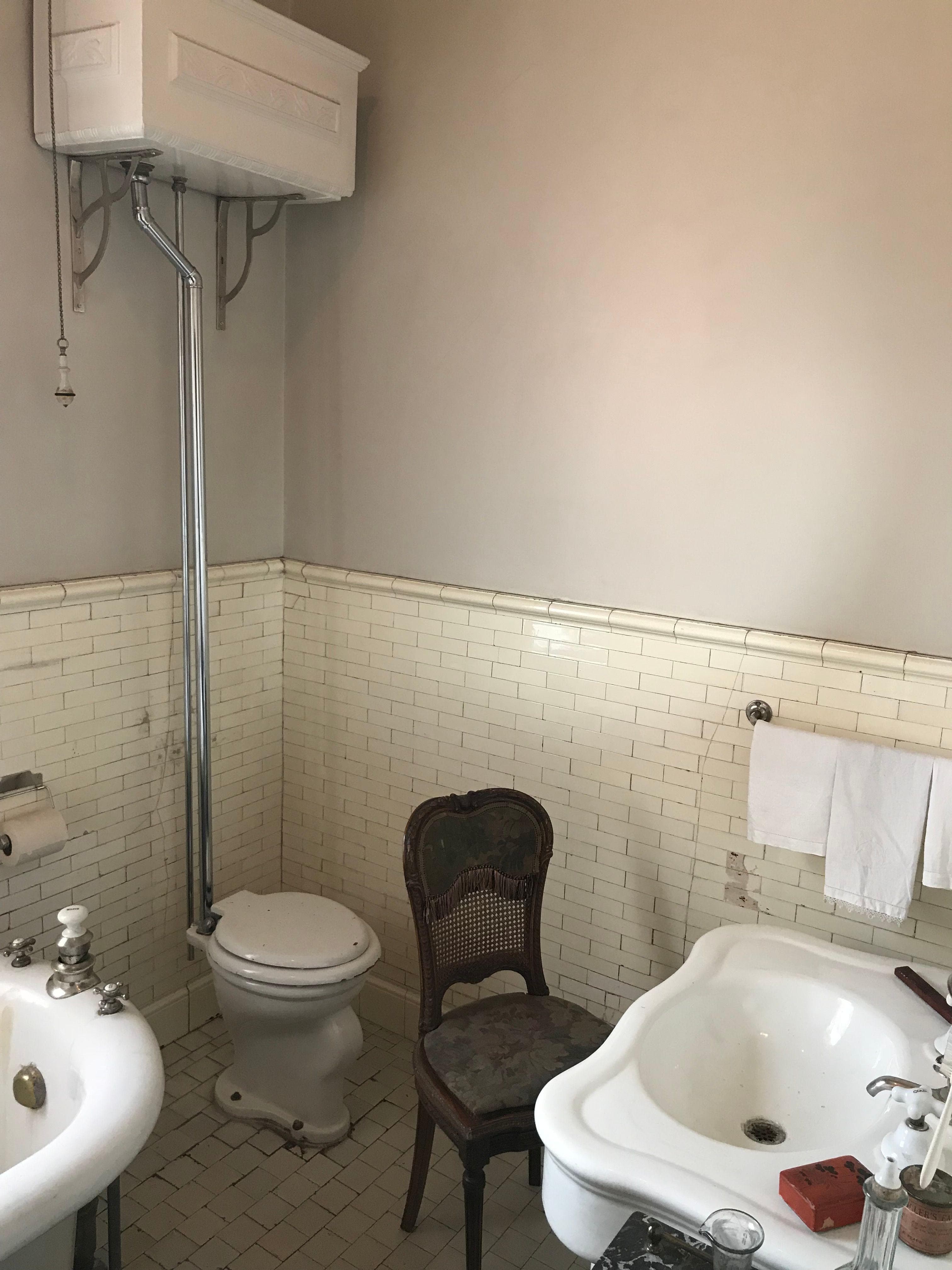 All Of The Third-Class Passengers Shared Two Bathtubs