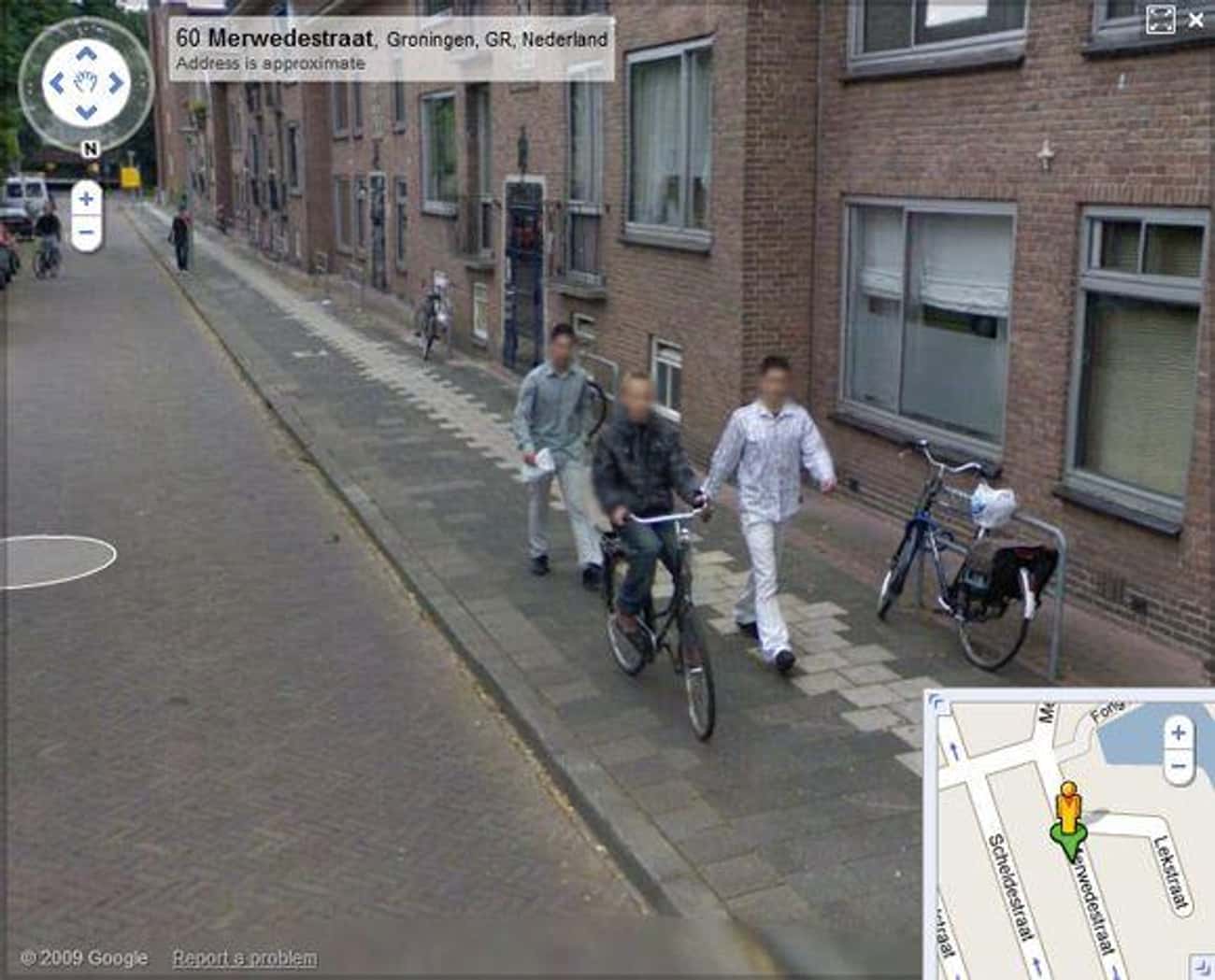 Teen Finds Bike Nabbers On Holland Street View