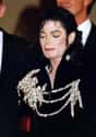 Michael Jackson Slept In A Hyperbaric Chamber on Random '90s Celebrity Rumors You Totally Believed